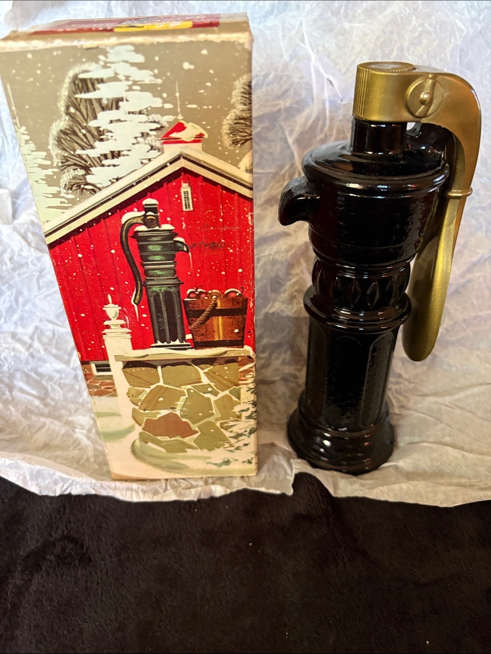 Vintage Avon Water Pump decanter in box with Windjammer after shave bottle